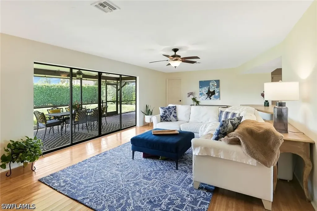 10361 Windsor Way Naples FL 34109