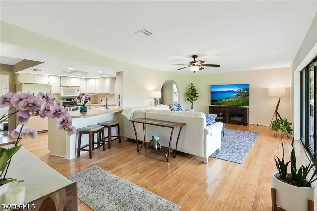 10361 Windsor Way Naples FL 34109