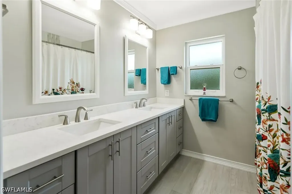 10361 Windsor Way Naples FL 34109