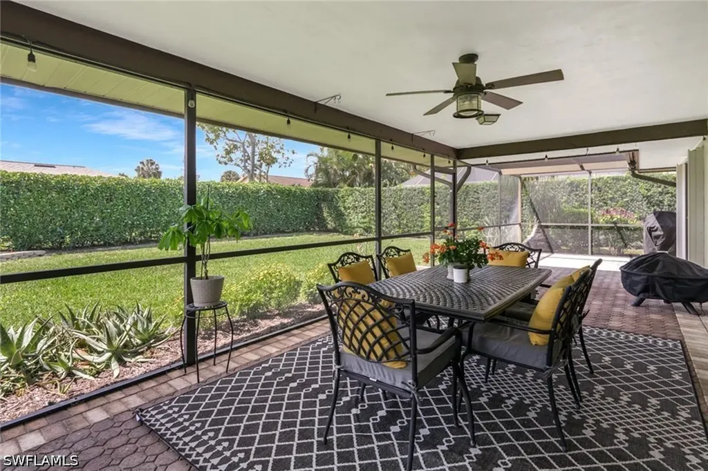 10361 Windsor Way Naples FL 34109