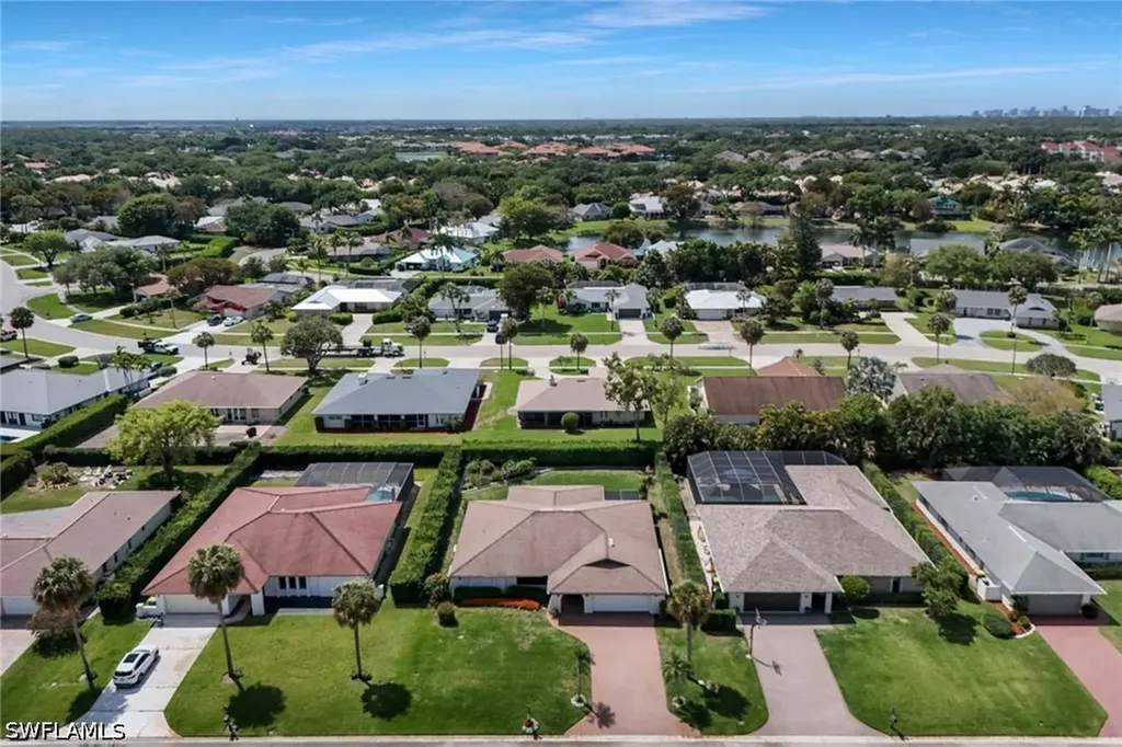 10361 Windsor Way Naples FL 34109