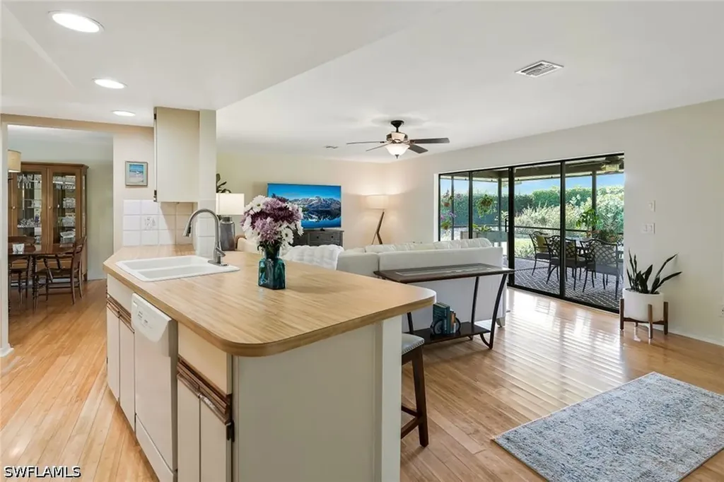 10361 Windsor Way Naples FL 34109
