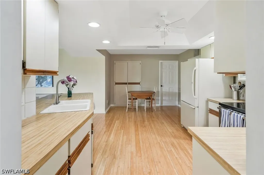 10361 Windsor Way Naples FL 34109
