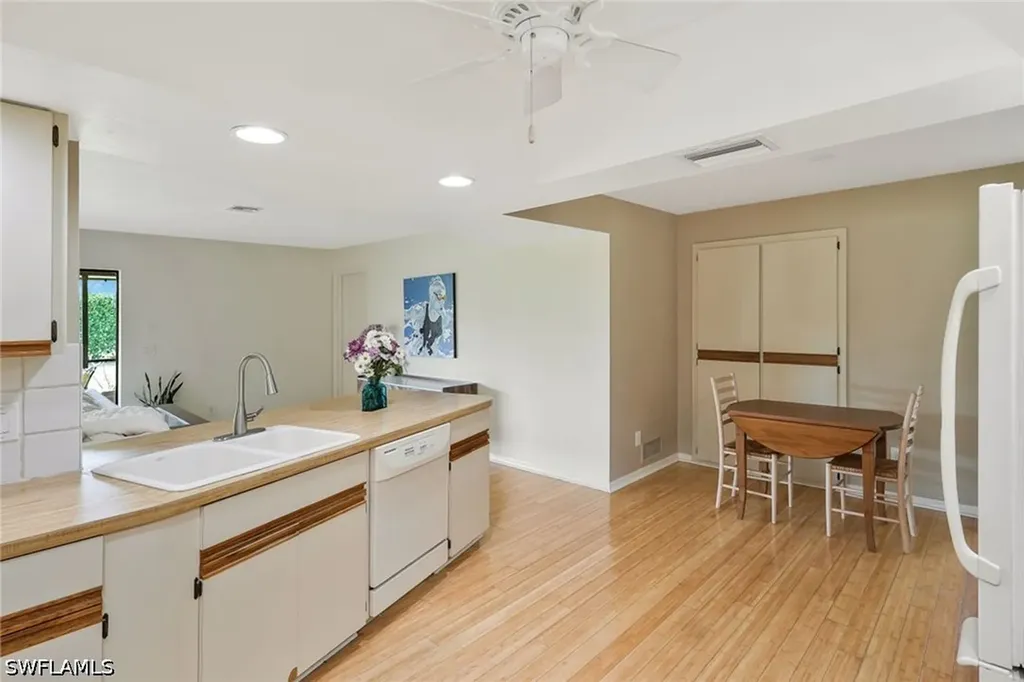 10361 Windsor Way Naples FL 34109