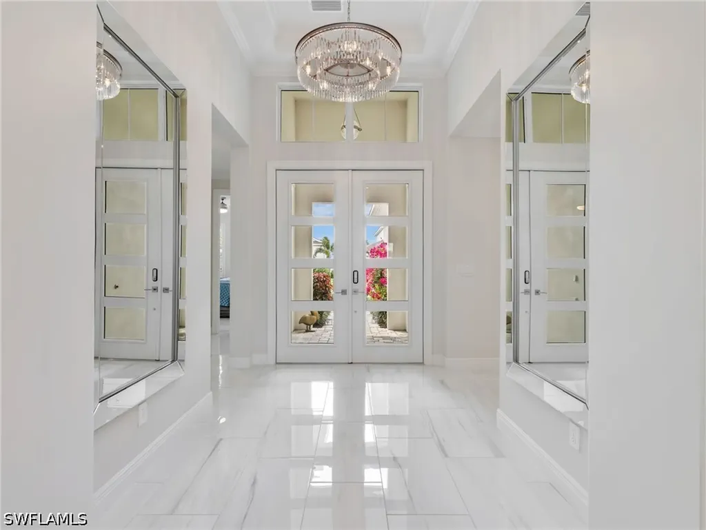 9257 Cayman Drive Naples FL 34114