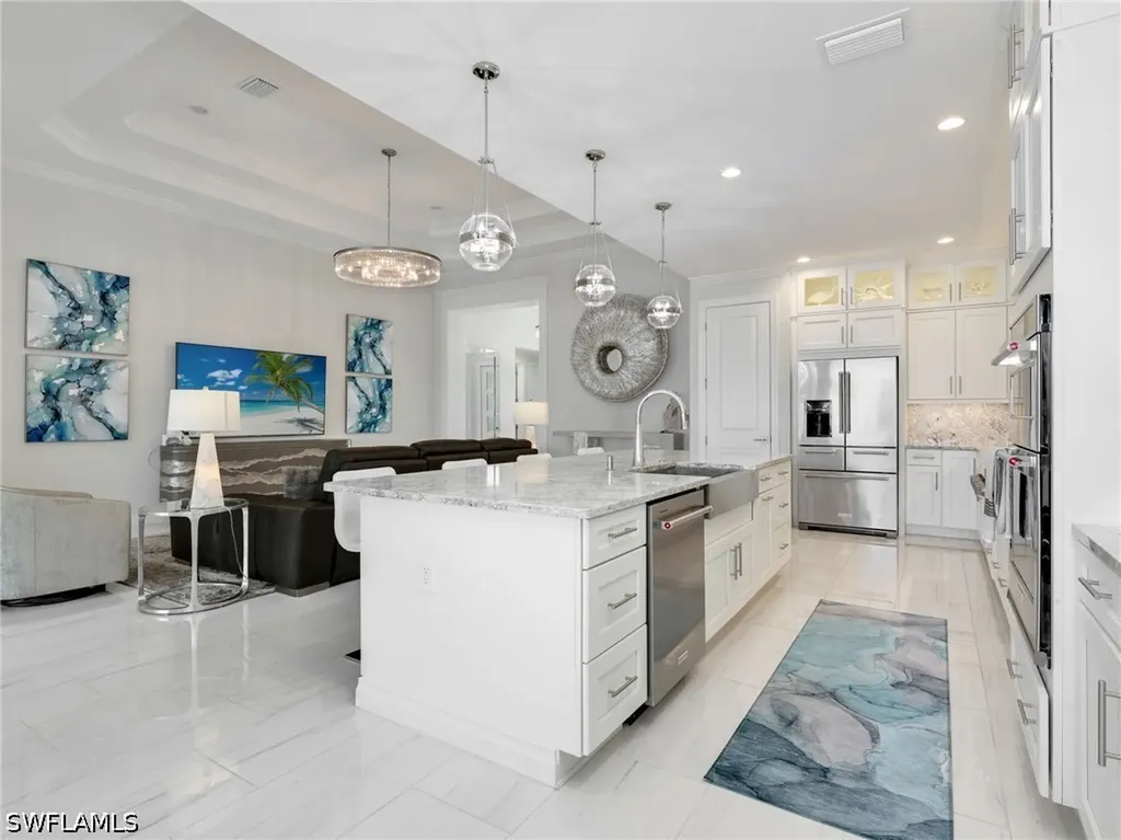 9257 Cayman Drive Naples FL 34114