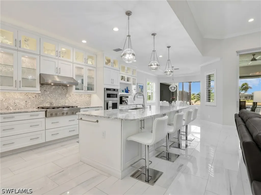9257 Cayman Drive Naples FL 34114