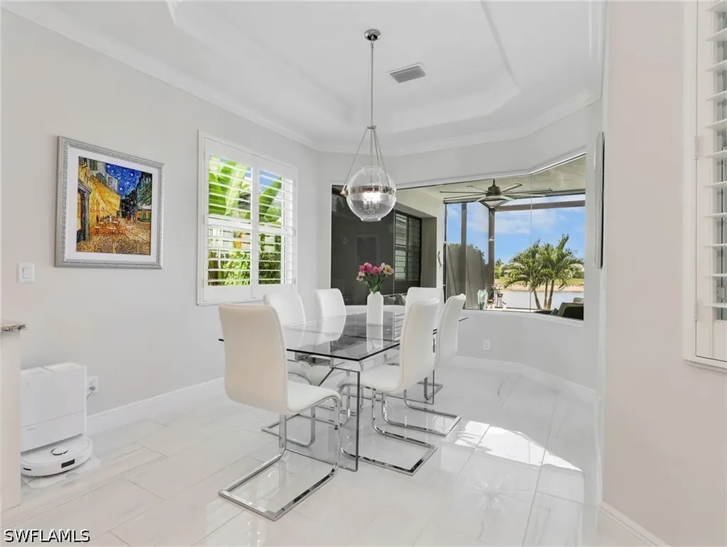 9257 Cayman Drive Naples FL 34114