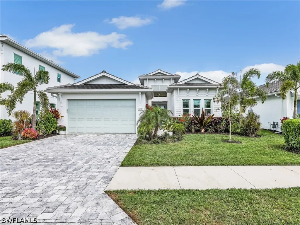 9257 Cayman Drive Naples FL 34114