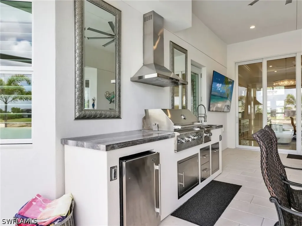 9257 Cayman Drive Naples FL 34114