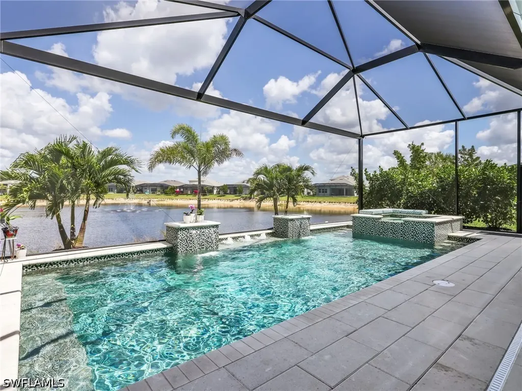 9257 Cayman Drive Naples FL 34114