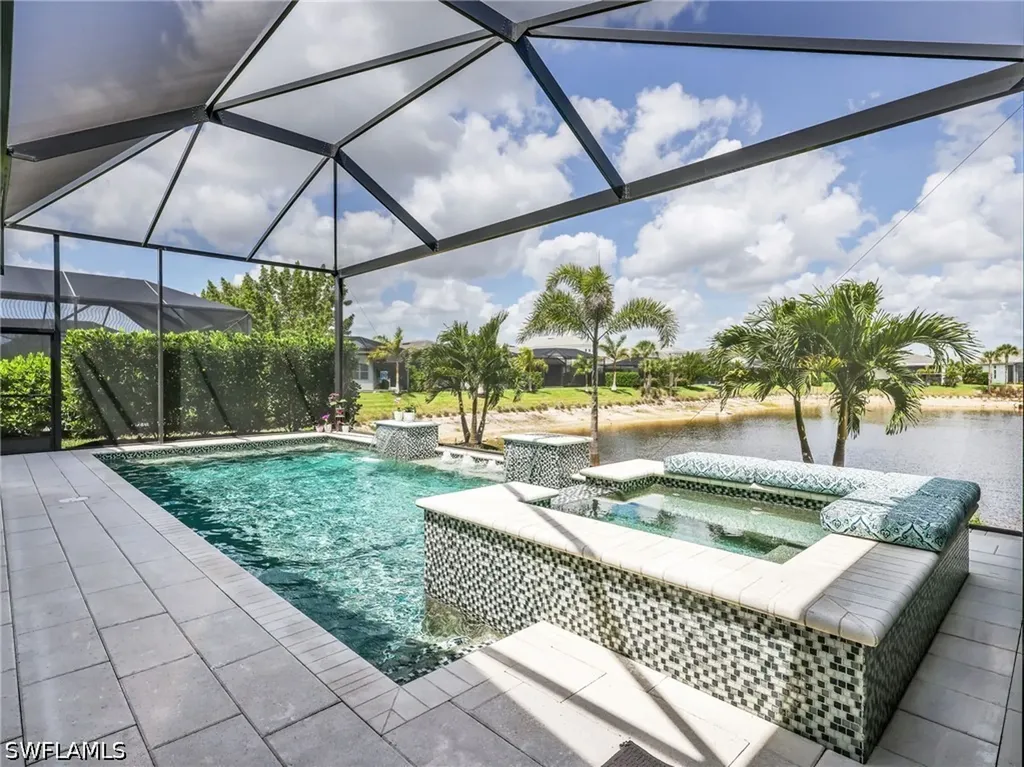 9257 Cayman Drive Naples FL 34114