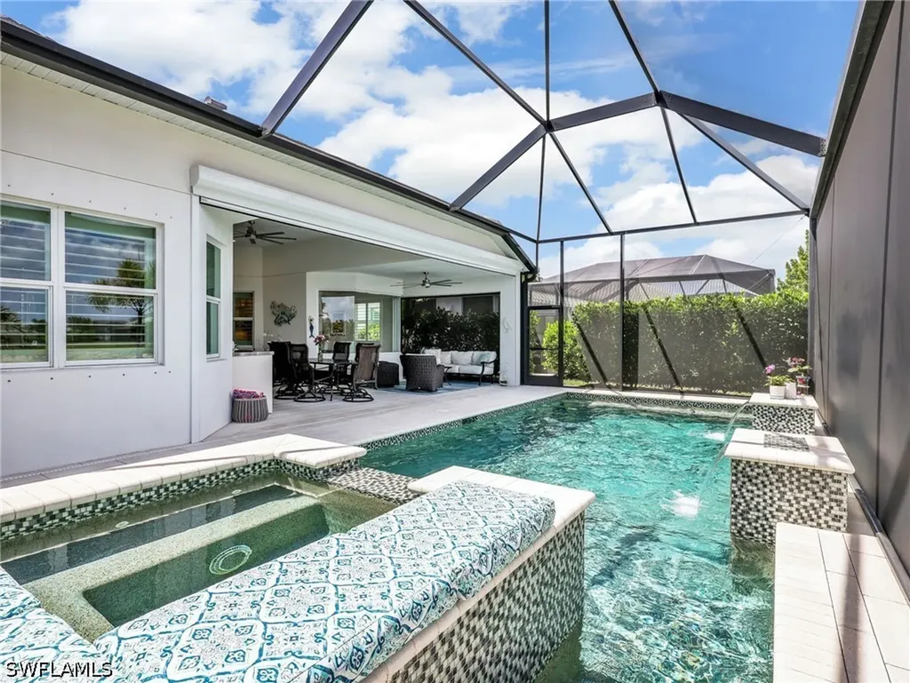 9257 Cayman Drive Naples FL 34114