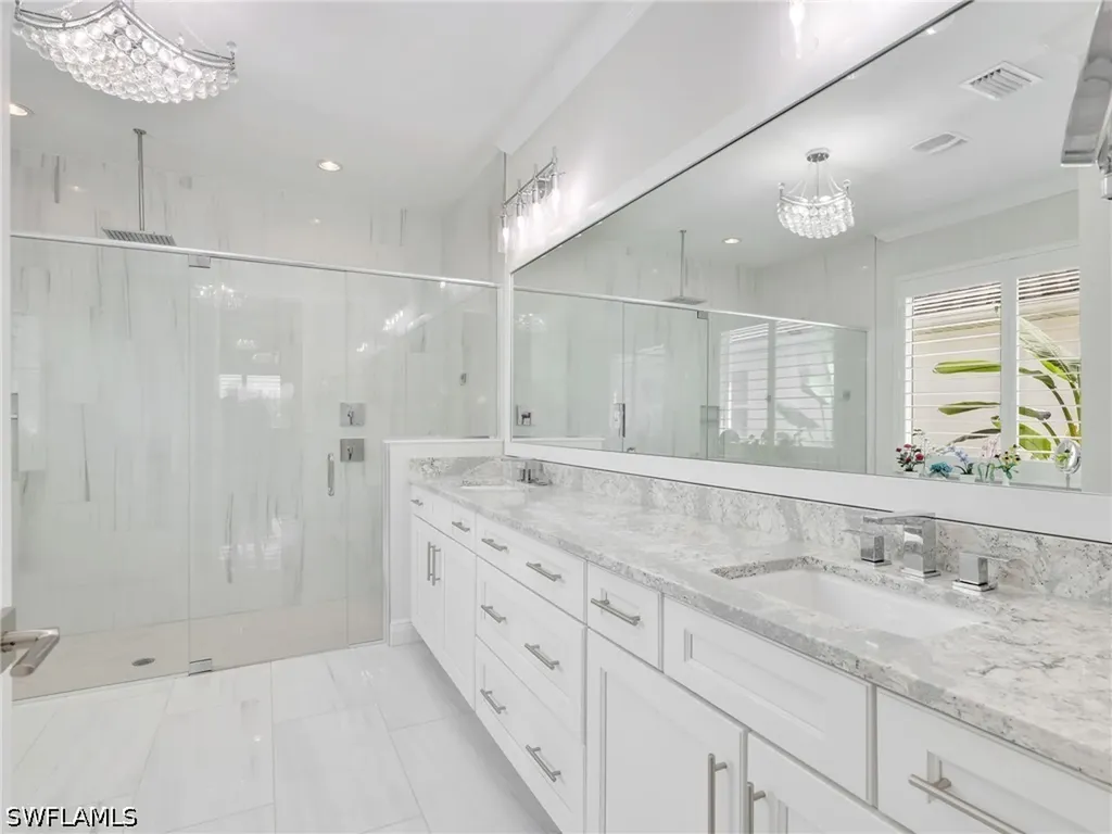 9257 Cayman Drive Naples FL 34114