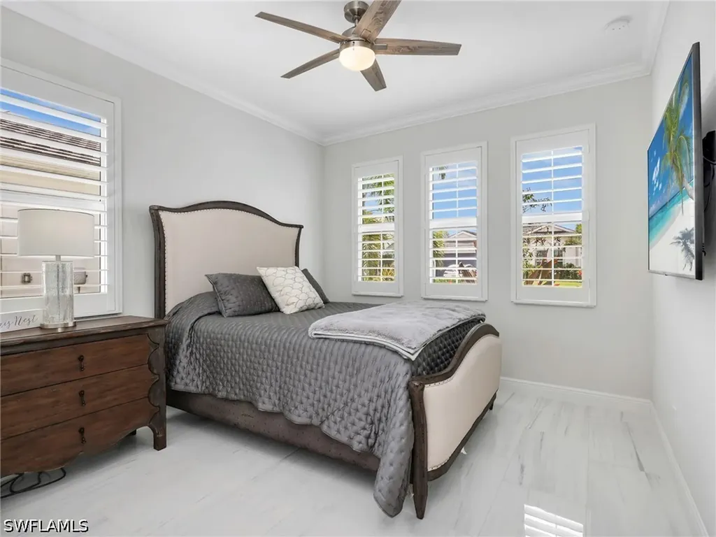 9257 Cayman Drive Naples FL 34114
