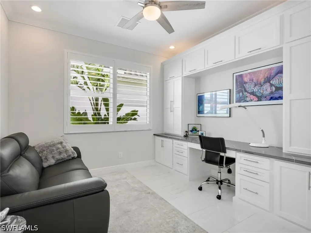 9257 Cayman Drive Naples FL 34114