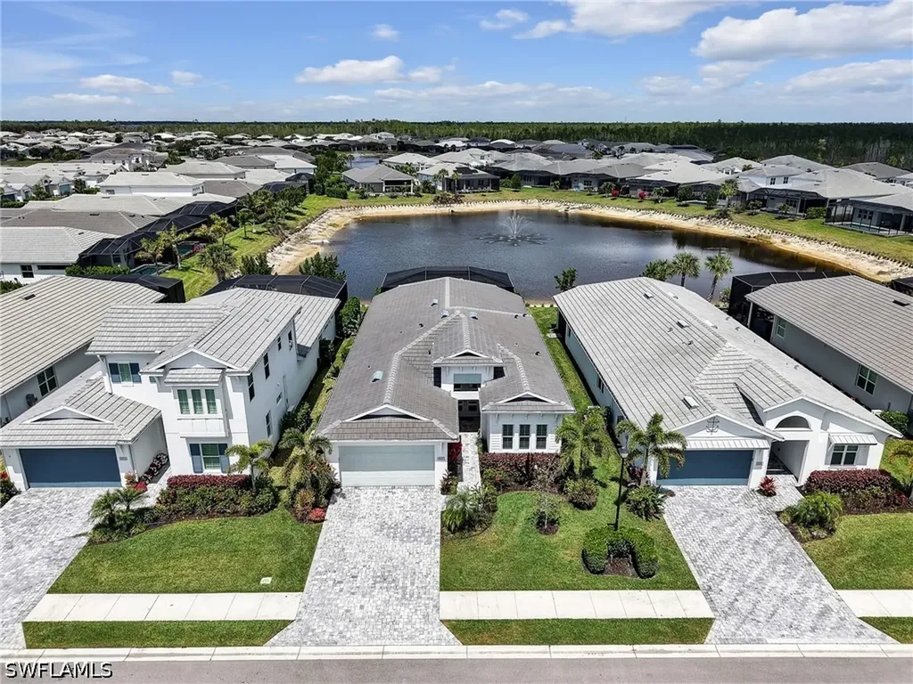 9257 Cayman Drive Naples FL 34114