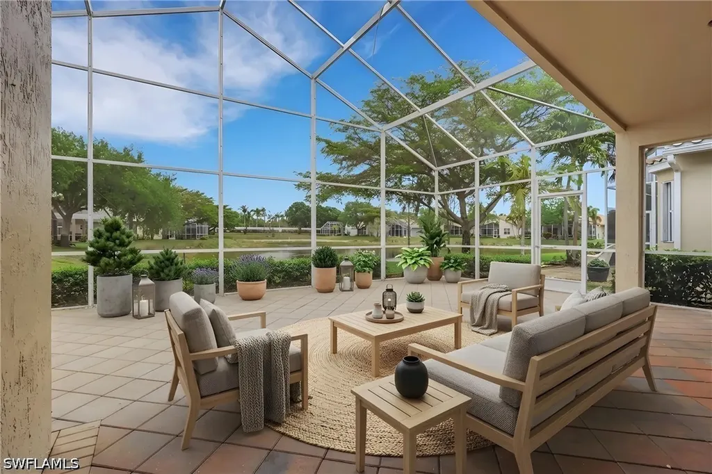 9404 Springview Loop Estero FL 33928