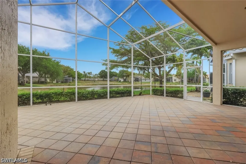 9404 Springview Loop Estero FL 33928