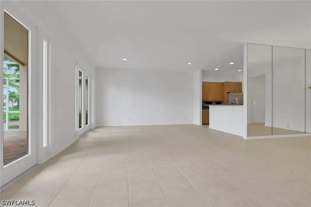 9404 Springview Loop Estero FL 33928