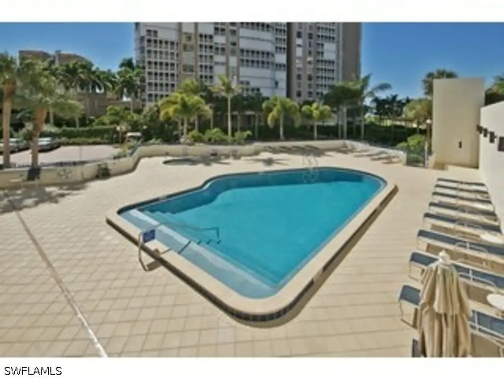 4451 Gulf Shore Boulevard N Naples FL 34103-2690