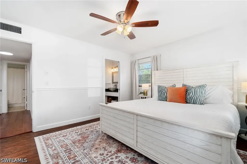 3543 Corana Way Naples FL 34105
