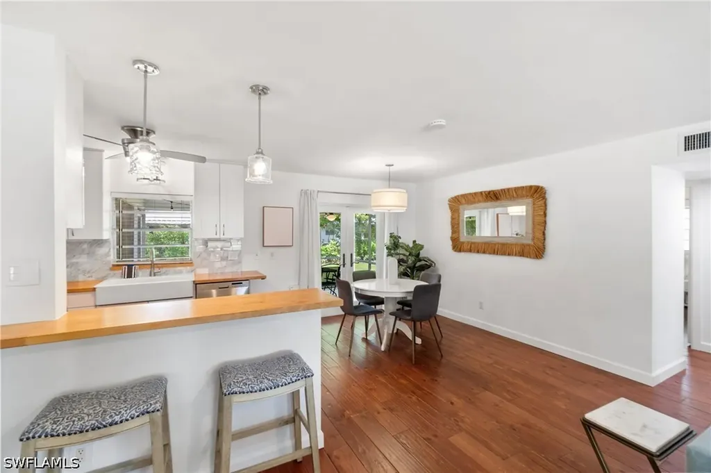 3543 Corana Way Naples FL 34105