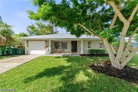 3543 Corana Way Naples FL 34105