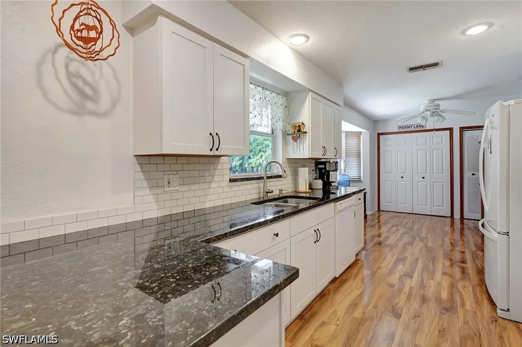 3520 2nd Avenue NE Naples FL 34120