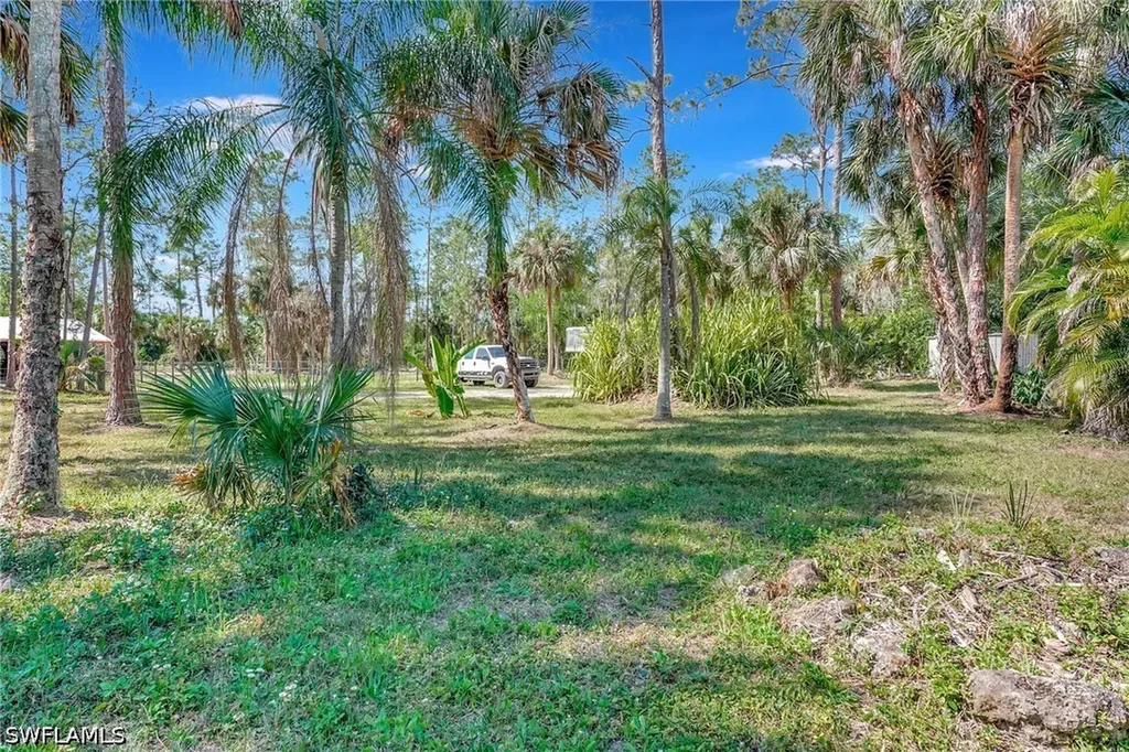 3520 2nd Avenue NE Naples FL 34120