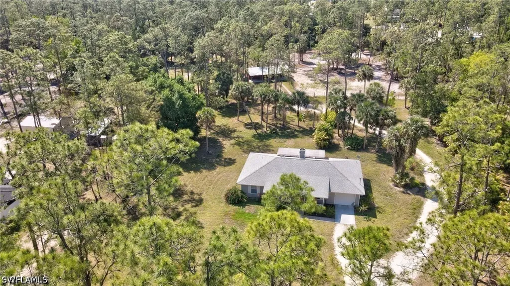 3520 2nd Avenue NE Naples FL 34120