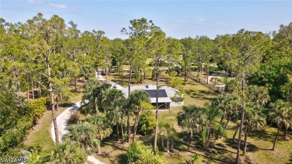 3520 2nd Avenue NE Naples FL 34120