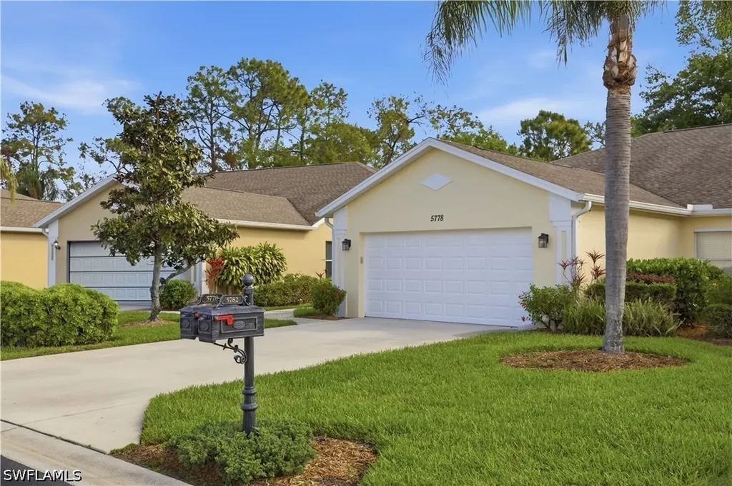 5778 Greenwood Circle Naples FL 34112