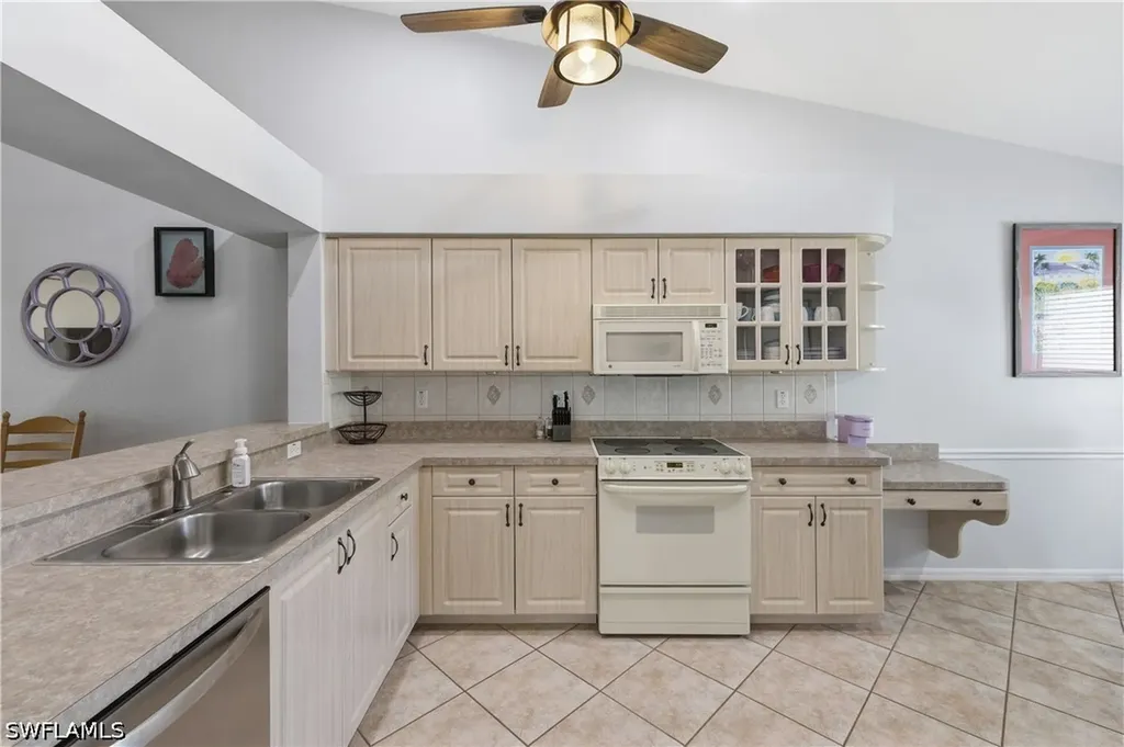 5778 Greenwood Circle Naples FL 34112