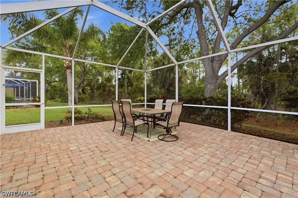 5778 Greenwood Circle Naples FL 34112