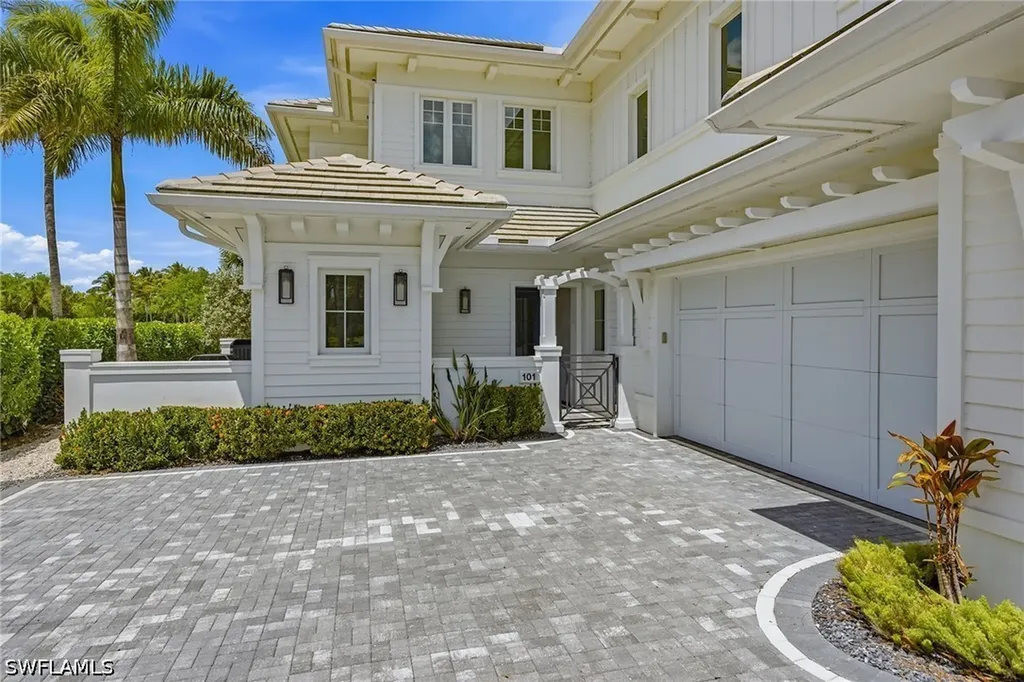 Naples FL, 3291 Dorado Lane, Unit 101