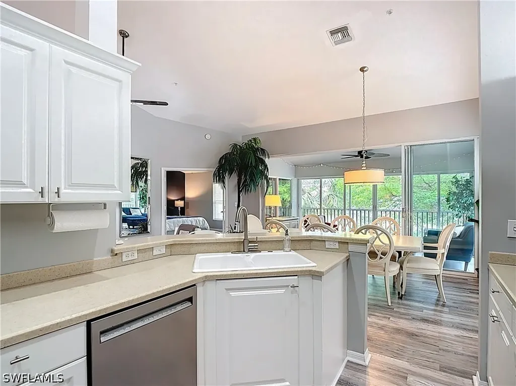 5125 Cedar Springs Drive Naples FL 34110