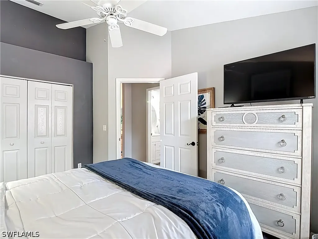 5125 Cedar Springs Drive Naples FL 34110