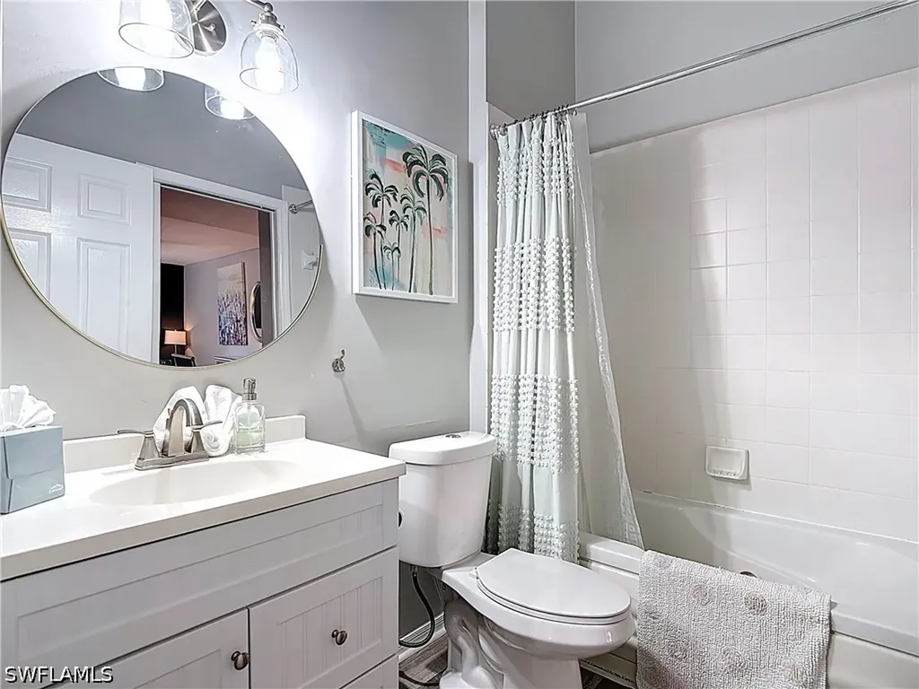 5125 Cedar Springs Drive Naples FL 34110