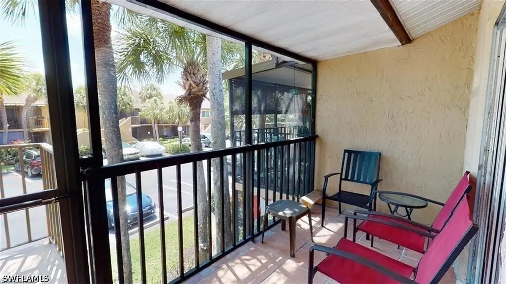 4180 Looking Glass Lane Naples FL 34112