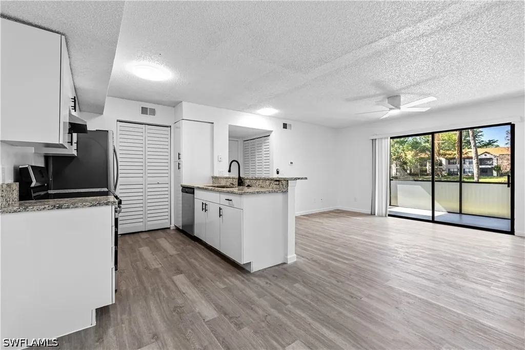 2094 Arbour Walk Circle Naples FL 34109