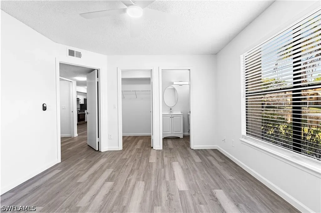 2094 Arbour Walk Circle Naples FL 34109