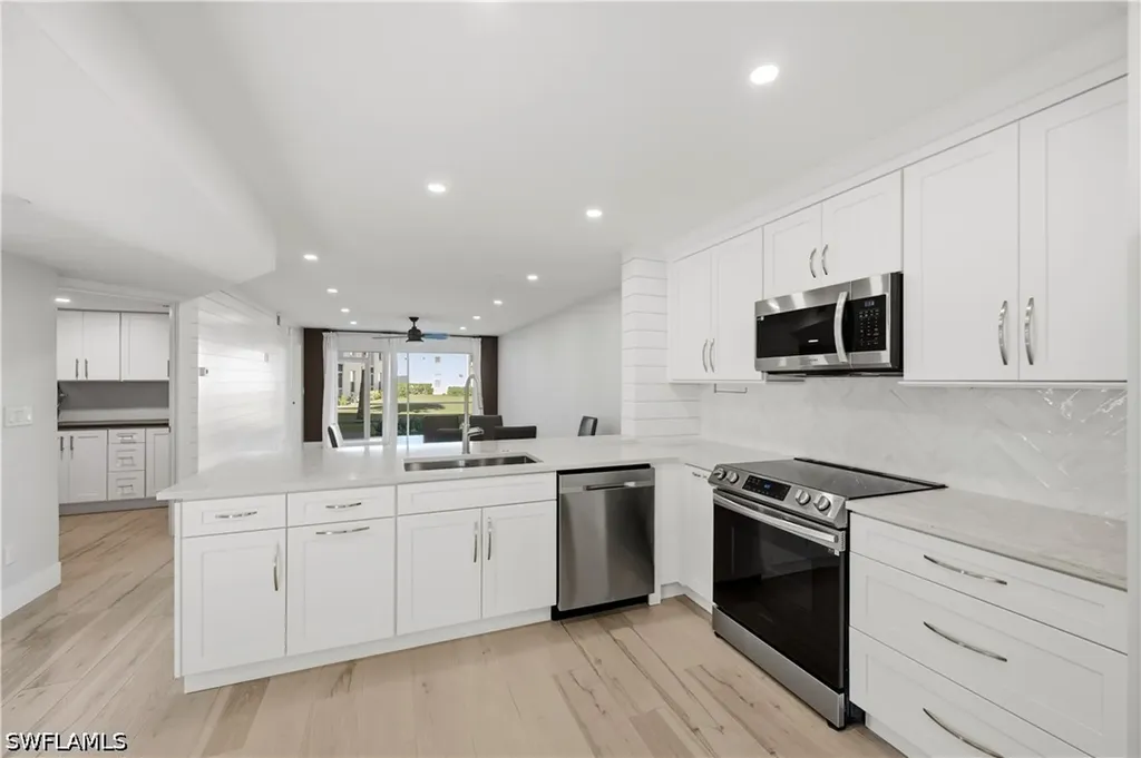 1330 Derbyshire Court Naples FL 34116