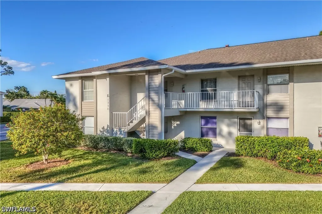1330 Derbyshire Court Naples FL 34116
