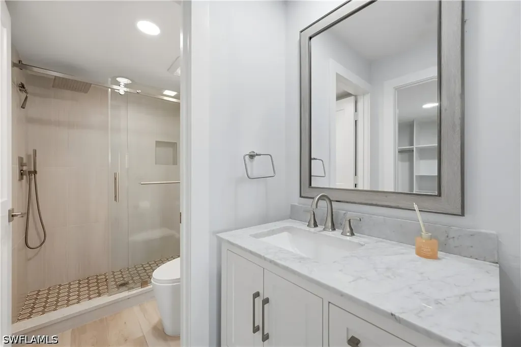 1330 Derbyshire Court Naples FL 34116