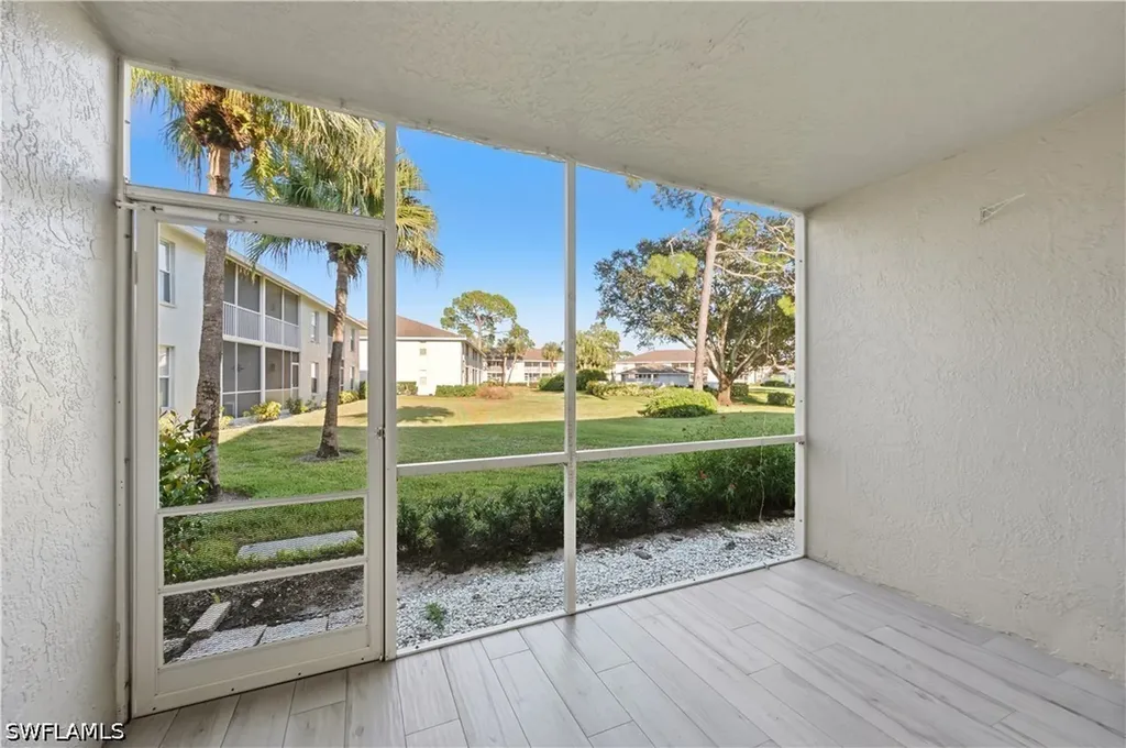 1330 Derbyshire Court Naples FL 34116