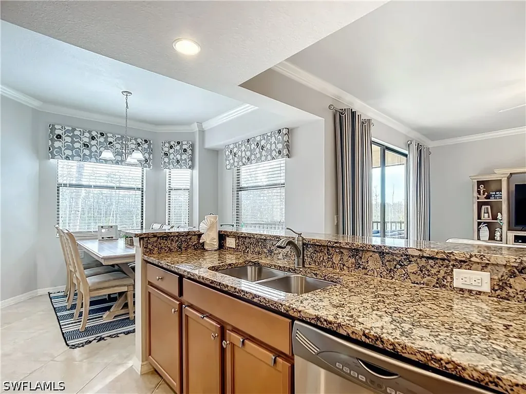 9715 Acqua Court Naples FL 34113
