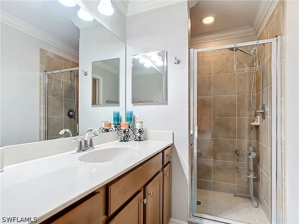9715 Acqua Court Naples FL 34113