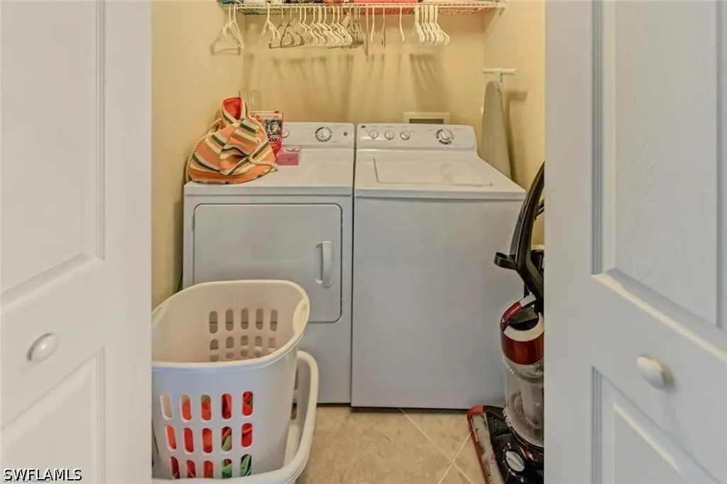 9715 Acqua Court Naples FL 34113