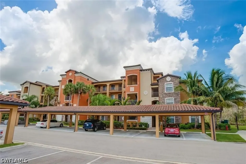 9715 Acqua Court Naples FL 34113